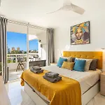 Апартаменты Golden View Ponderosa *