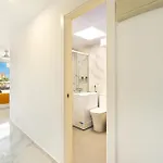 Апартаменты Golden View Ponderosa *