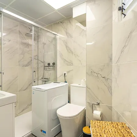 Golden View Ponderosa أذيخي